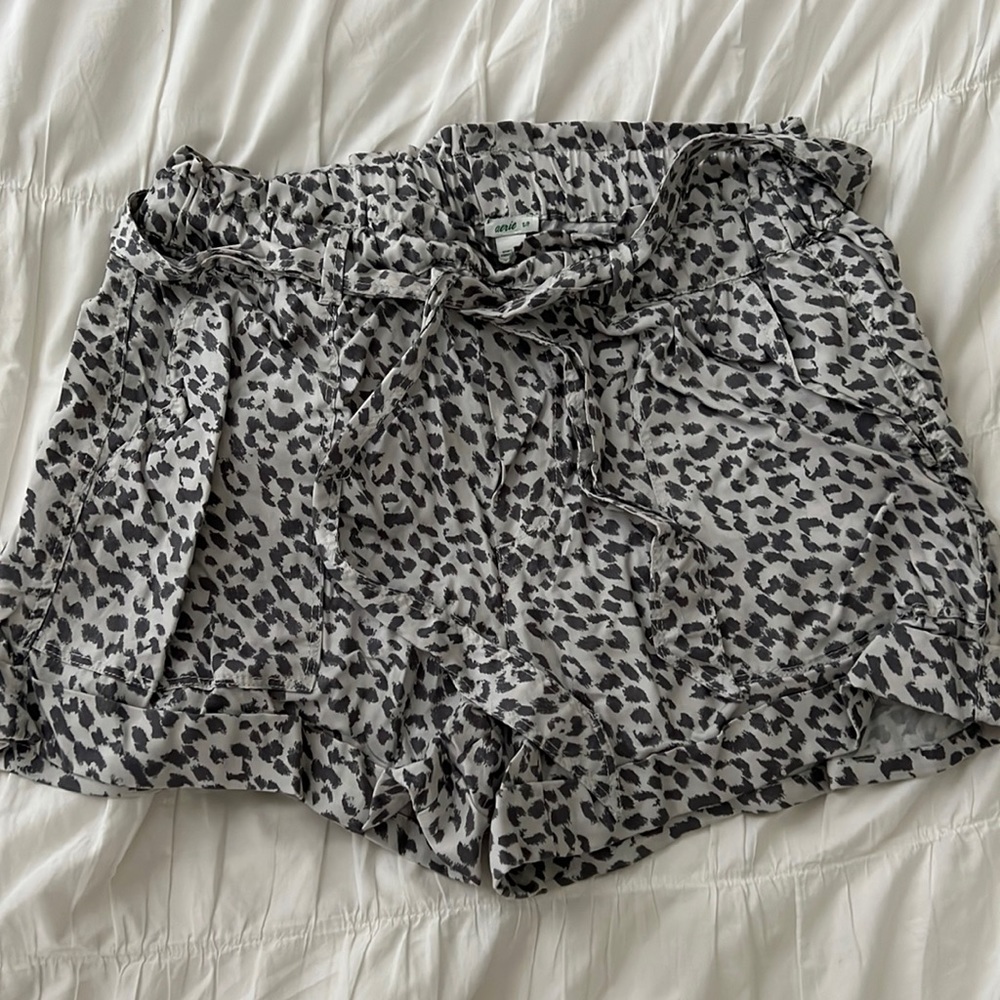 AERIE TIE CHEETAH LINEN SHORTS